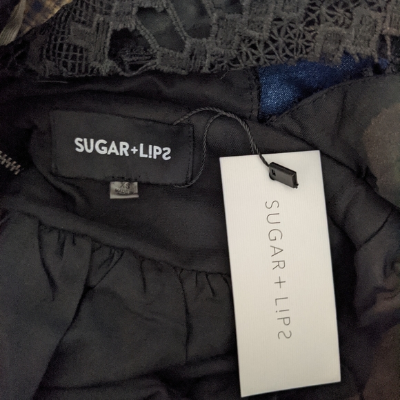 SUGAR+LIPS "ALL MY LOVE" PLUNGING LACE/CROCHET BLACK DRESS.  SZ:. XS - Picture 11 of 12